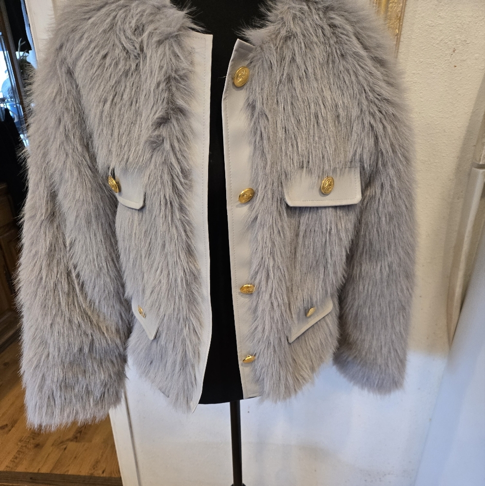 Luxurious Gray Teddy Jacket with Plush Texture